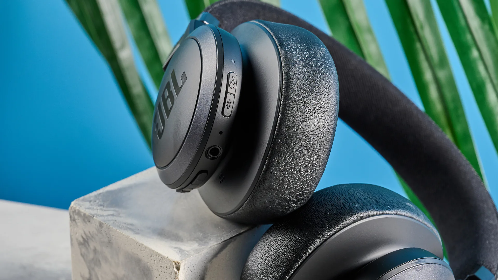 JBL Live 770NC Black image 2